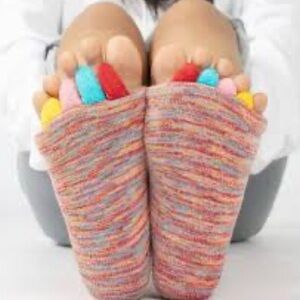 ‘The original alignment’ Toe Socks